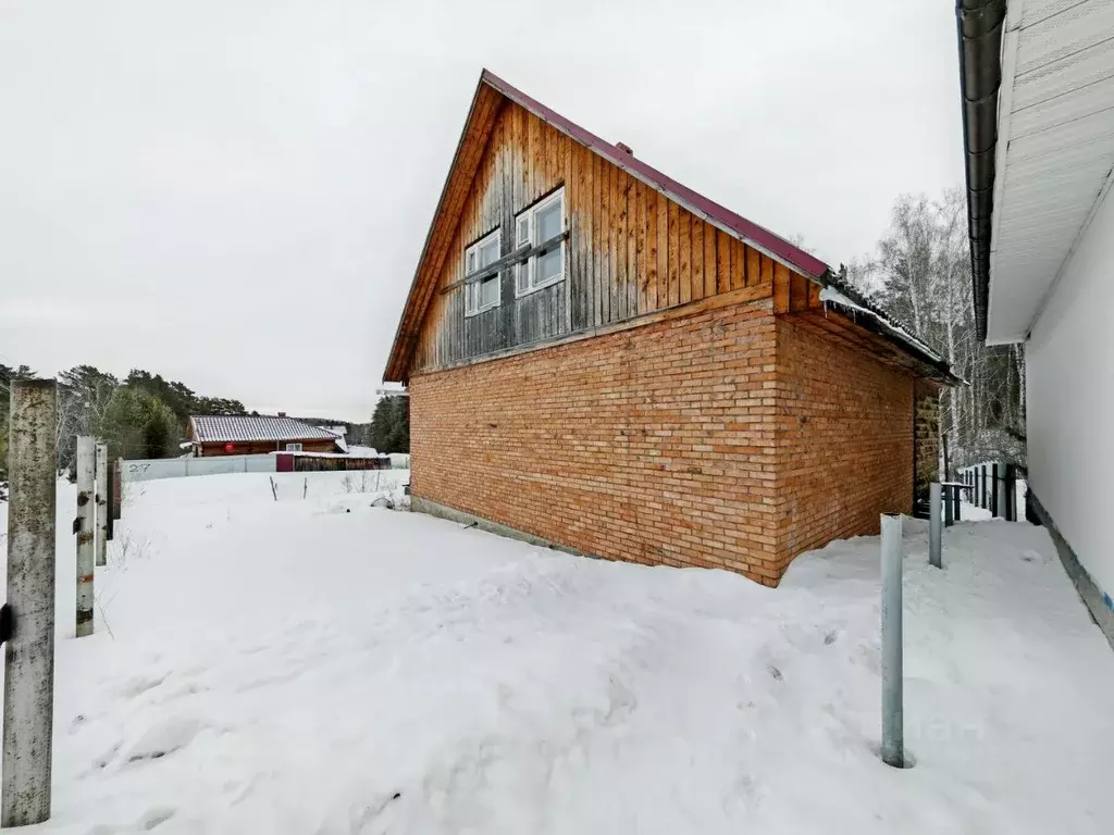 Дом в Красноярский край, Красноярск городской округ, пос. Элита ул. ... - Фото 1