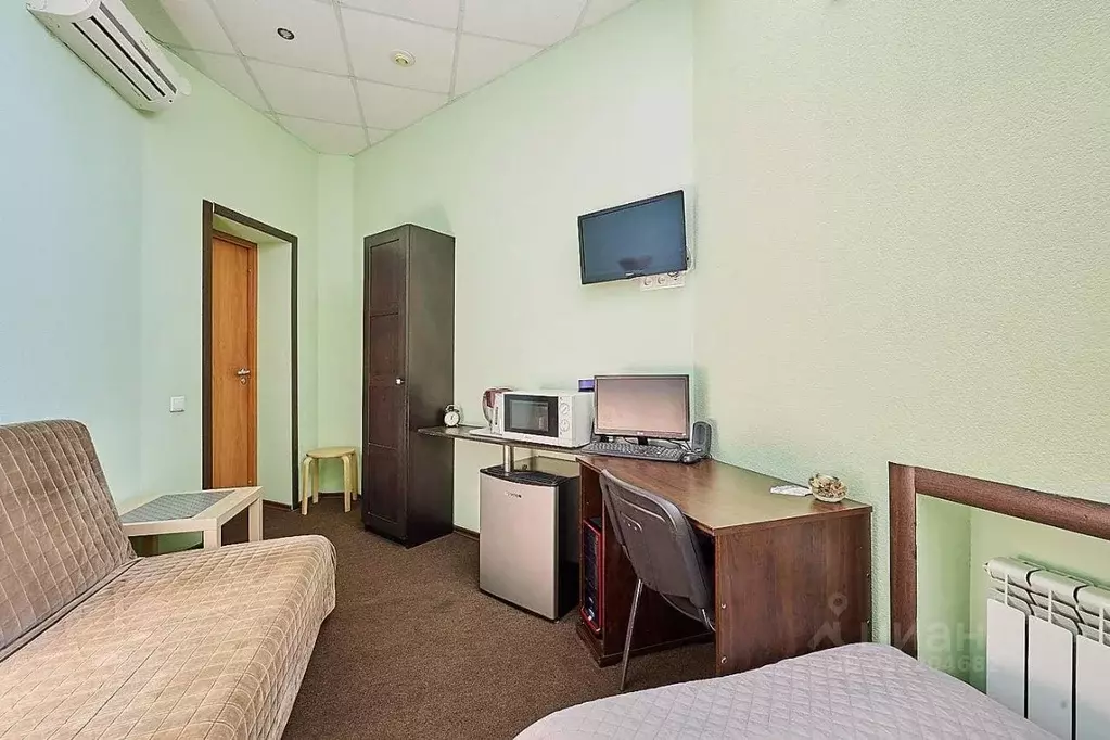 Комната Ленинградская область, Тихвин 1-й мкр, 42 (18.0 м) - Фото 1