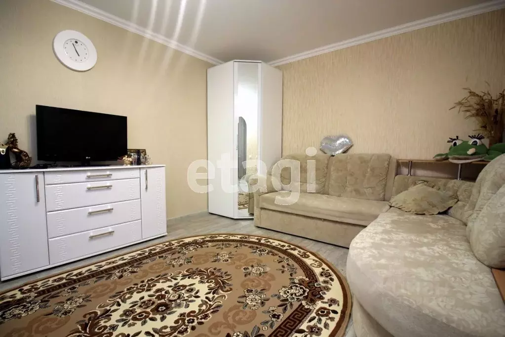 2-к кв. Тюменская область, Тюмень Утешево мкр, ул. Школьная, 11 (47.0 ... - Фото 1