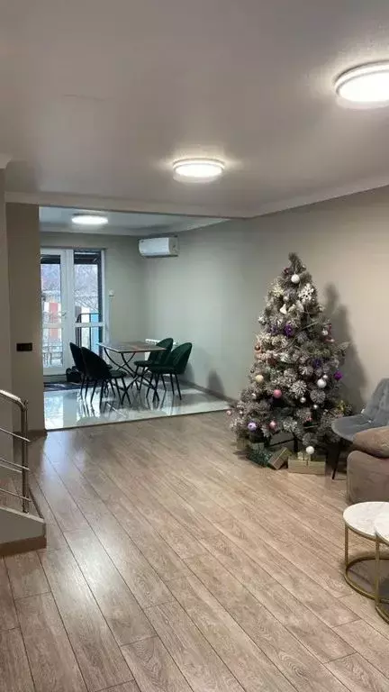 Дом в Ставропольский край, Пятигорск ул. Козлова, 112 (100 м) - Фото 1