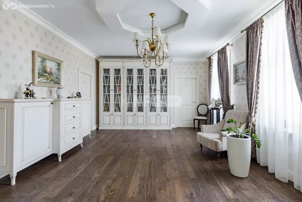 Дом в Москва, НАО, Филимонковский район, деревня Уварово (550 м) - Фото 1