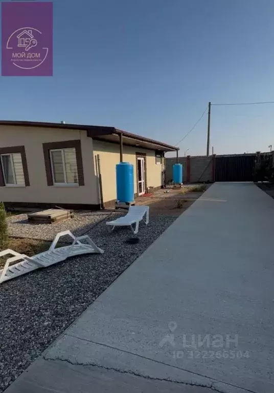 Дом в Крым, Сакский район, с. Суворовское ул. Гаражная, 2 (93 м) - Фото 1