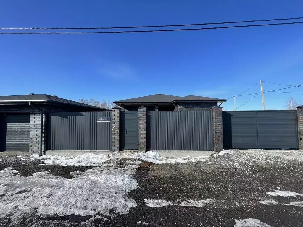 Дом в Челябинская область, Сосновский муниципальный округ, с. ... - Фото 1