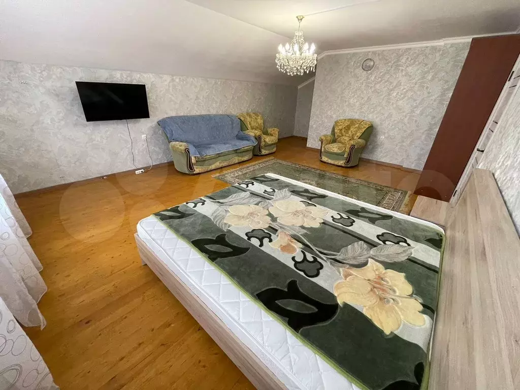 1-к. квартира, 55 м, 3/3 эт. - Фото 1