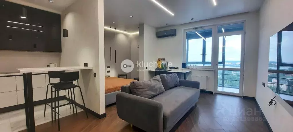 1-к кв. Татарстан, Казань ул. Оренбургский Тракт, 8Д (43.7 м) - Фото 1