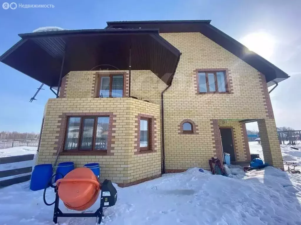 Дом в Тюменская область, Исетский муниципальный округ, посёлок ... - Фото 1