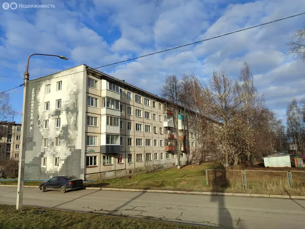 3-комнатная квартира: Ижевск, улица 9 Января, 169 (62 м) - Фото 1