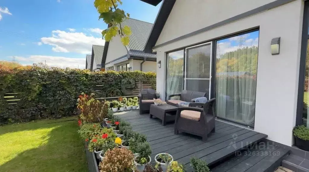 Дом в Крым, Симферопольский район, Добровское с/пос, с. Андрусово ул. ... - Фото 1