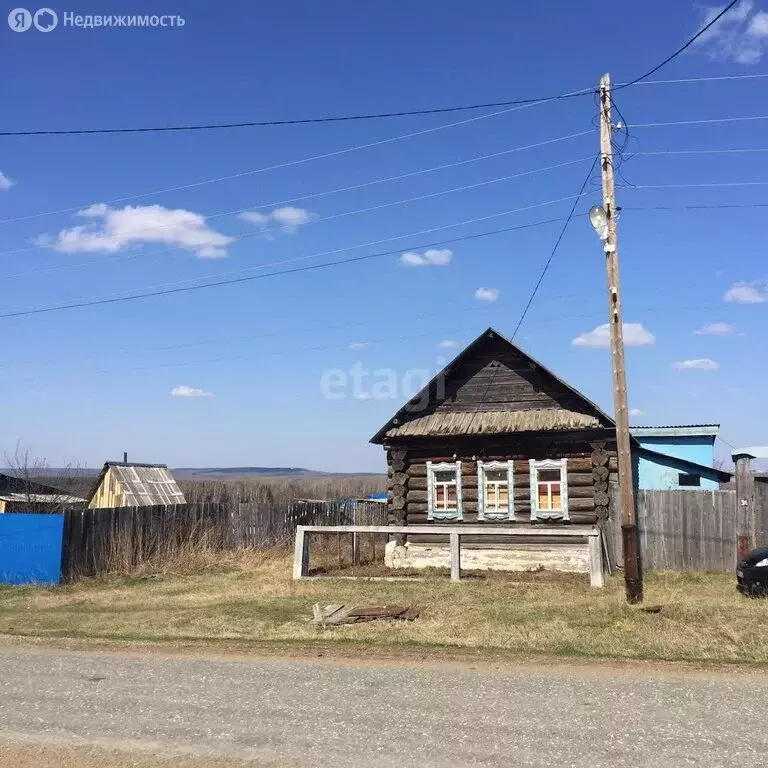Дом в Свердловская область, Артинский муниципальный округ, деревня ... - Фото 0