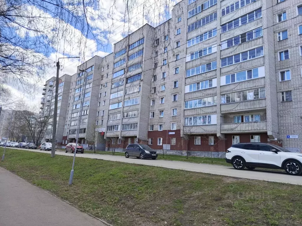 2-к кв. Кировская область, Киров Северная Набережная ул., 5 (52.3 м) - Фото 0