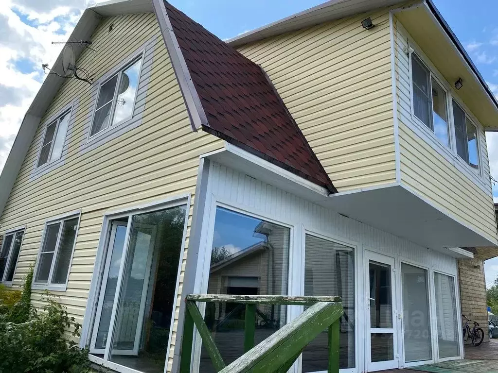 Дом в Ленинградская область, Волхов  (120 м) - Фото 1