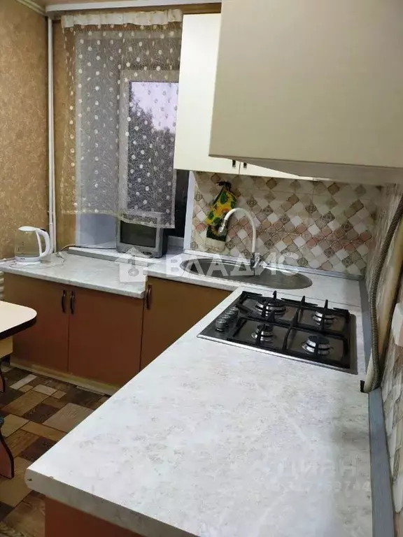 2-к кв. Башкортостан, Стерлитамак Михайловский мкр, ул. Сазонова, 10 ... - Фото 1