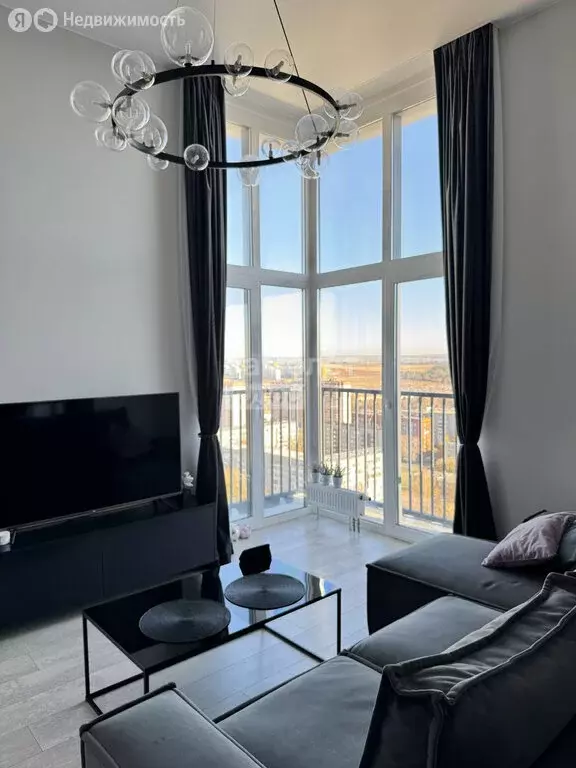 2-комнатная квартира: Ижевск, Молодёжная улица, 105 (51.2 м) - Фото 1
