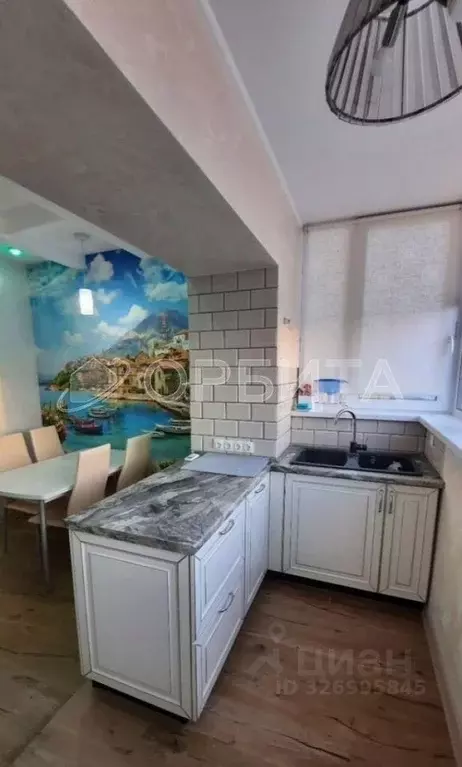 1-к кв. Тюменская область, Тюмень ул. Мебельщиков, 6 (48.1 м) - Фото 2