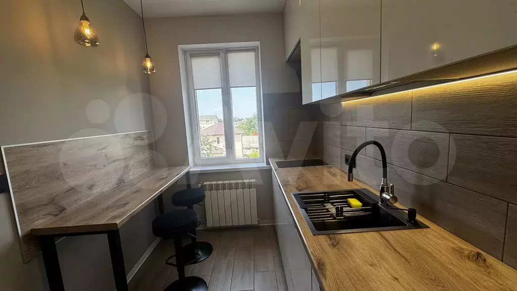 1-к. квартира, 40 м, 2/3 эт. - Фото 1