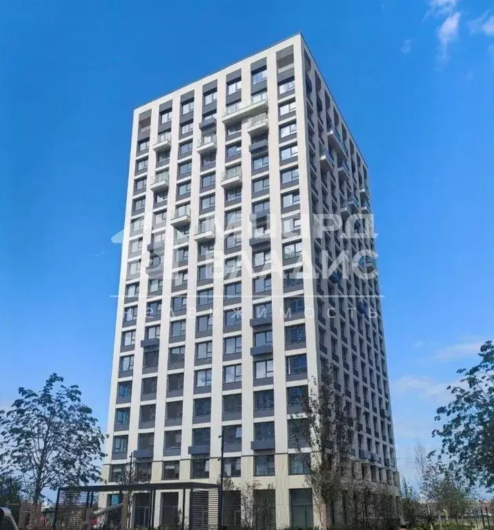 2-к кв. Омская область, Омск ул. Б.Г. Шаронова, 9 (63.5 м) - Фото 1