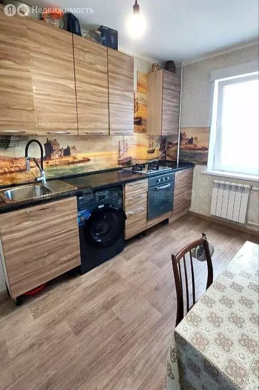 4-комнатная квартира: Казань, улица Гаврилова, 52 (97 м) - Фото 1