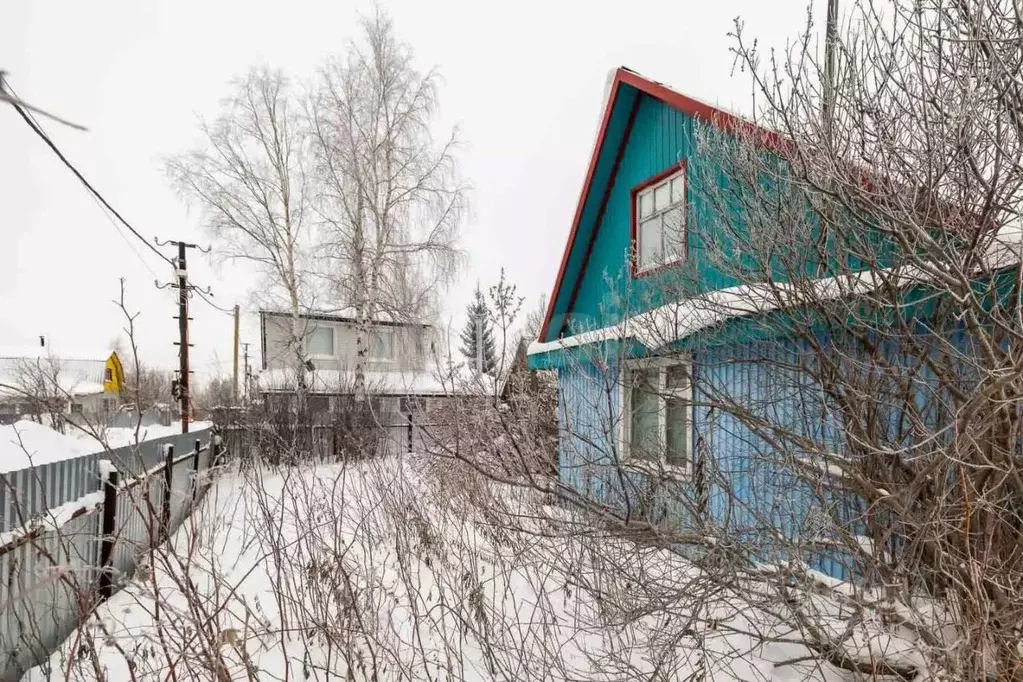 Дом в Ханты-Мансийский АО, Сургут № 2 садовое товарищество, ул. Первая ... - Фото 0