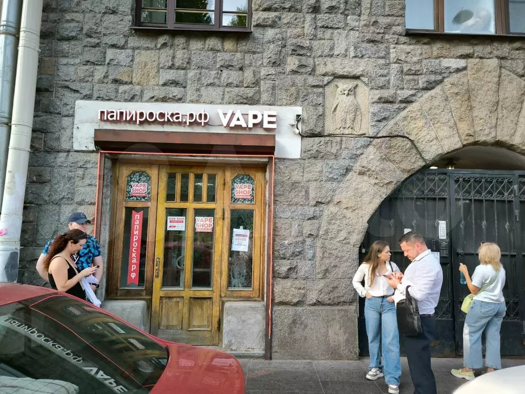 30м в историческом центре, напротив м.Горьковская - Фото 1