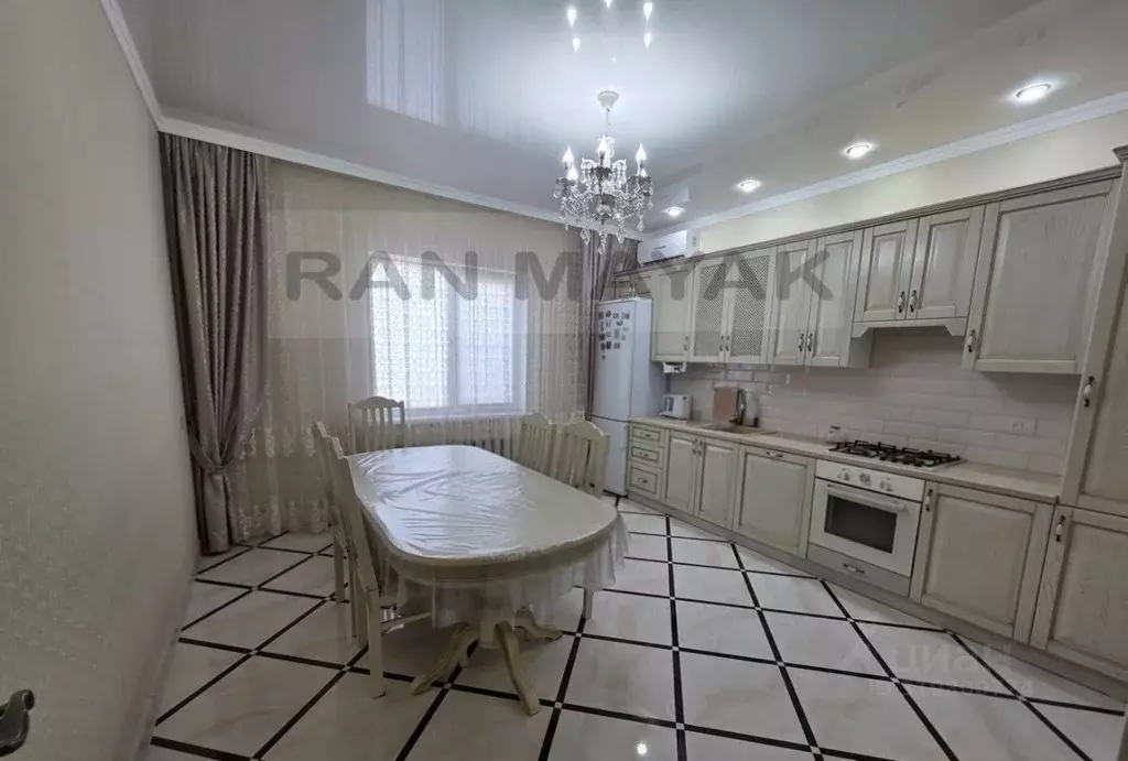 Дом в Адыгея, Майкоп проезд 16-й, 8 (143 м) - Фото 1