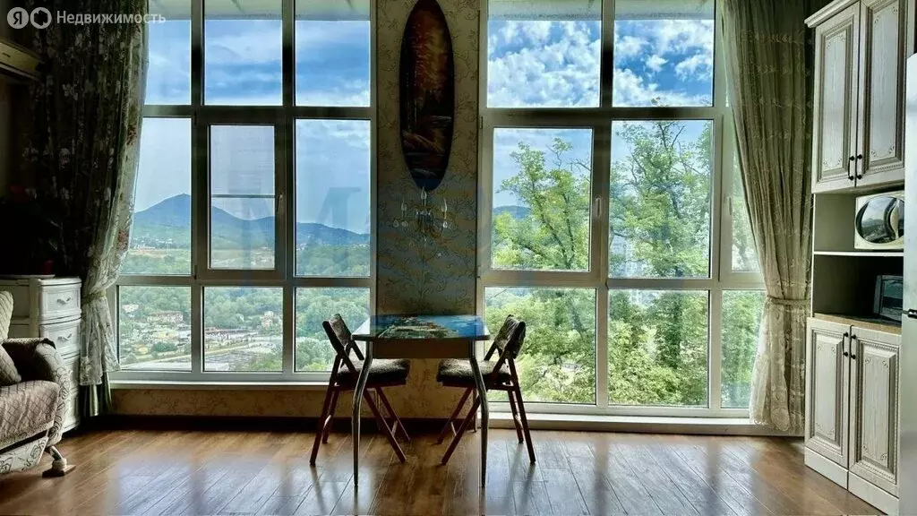 Квартира-студия: Сочи, Водораздельная улица, 12 (40 м) - Фото 1