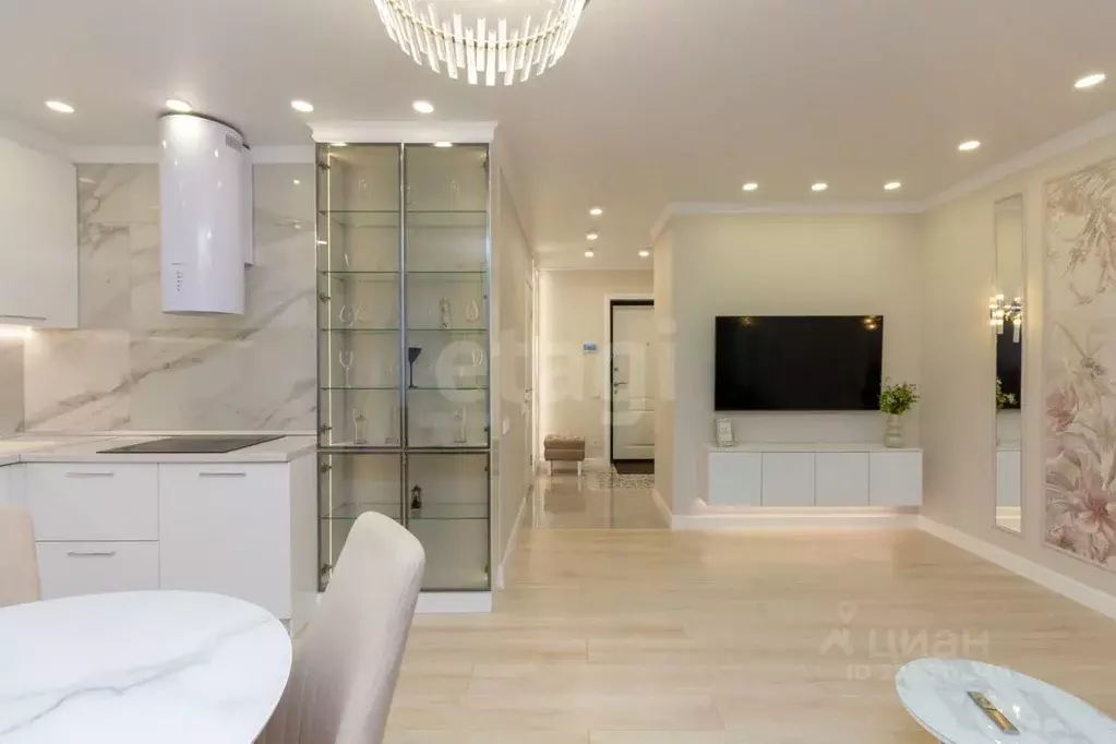 2-к кв. Красноярский край, Красноярск ул. Березина, 82 (51.7 м) - Фото 1