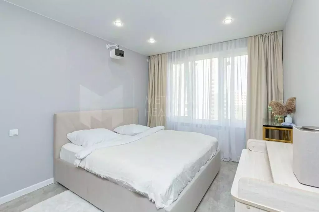 1-к кв. Тюменская область, Тюмень ул. Эльвиры Федоровой, 1 (42.0 м) - Фото 1