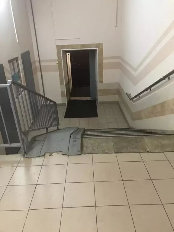 Продается 2-комнатная квартира - Фото 1