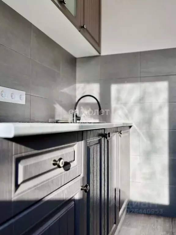 4-к кв. Иркутская область, Иркутск Байкальская ул., 211 (59.3 м) - Фото 1