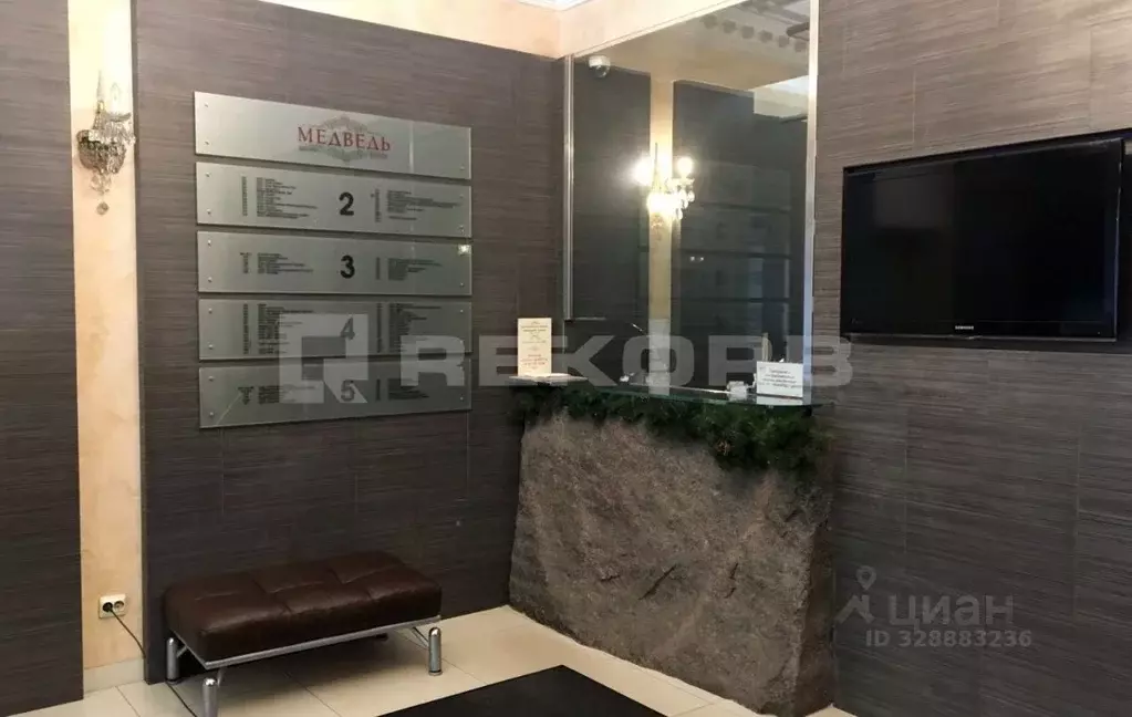 Офис в Санкт-Петербург Большая Конюшенная ул., 27 (63 м) - Фото 2