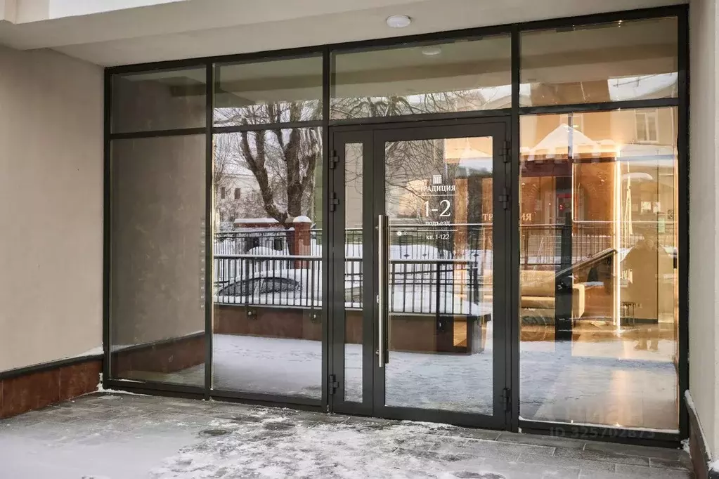 3-к кв. Свердловская область, Екатеринбург ул. Лодыгина, 15А (81.0 м) - Фото 2