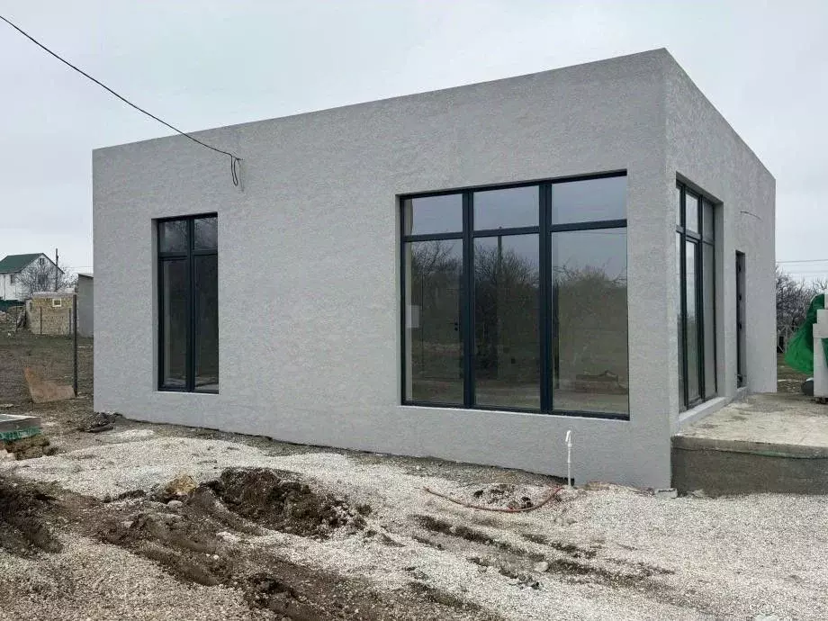 Дом в Крым, Симферопольский район, с. Урожайное ул. 40 лет Победы, 25 ... - Фото 1