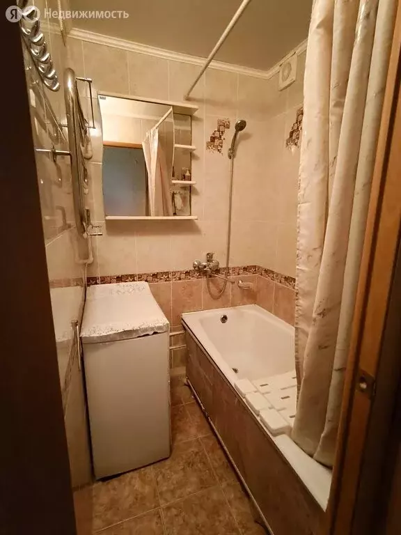 2-комнатная квартира: Орск, микрорайон Новый город, Омская улица, 60 ... - Фото 1