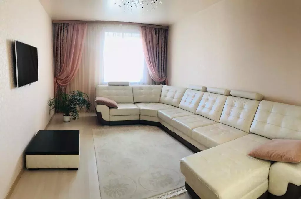 3-к кв. Свердловская область, Екатеринбург ул. Серафимы Дерябиной, 37 ... - Фото 1