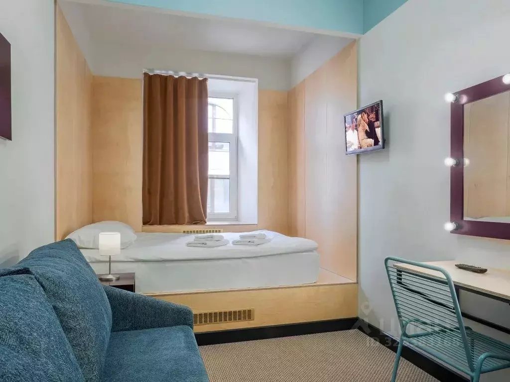 Комната Санкт-Петербург Банковский пер., 3 - Фото 1