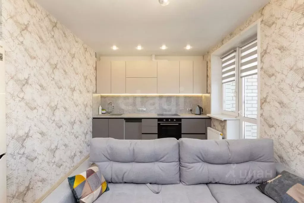 1-к кв. Тюменская область, Тюмень Дамбовская ул., 25к1 (47.2 м) - Фото 1