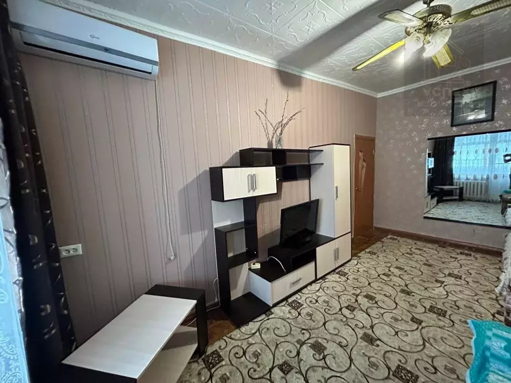 2-к кв. Крым, Феодосия ул. Назукина, 2 (40.0 м) - Фото 1