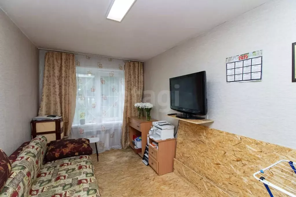 2-к кв. Красноярский край, Красноярск Волгоградская ул., 13а (43.7 м) - Фото 0
