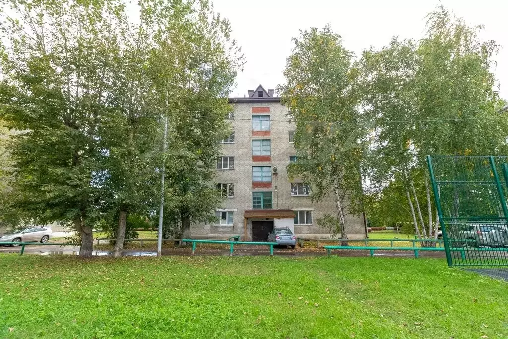 3-комнатная квартира: микрорайон Мелиораторов, улица Мелиораторов, 17А ... - Фото 1