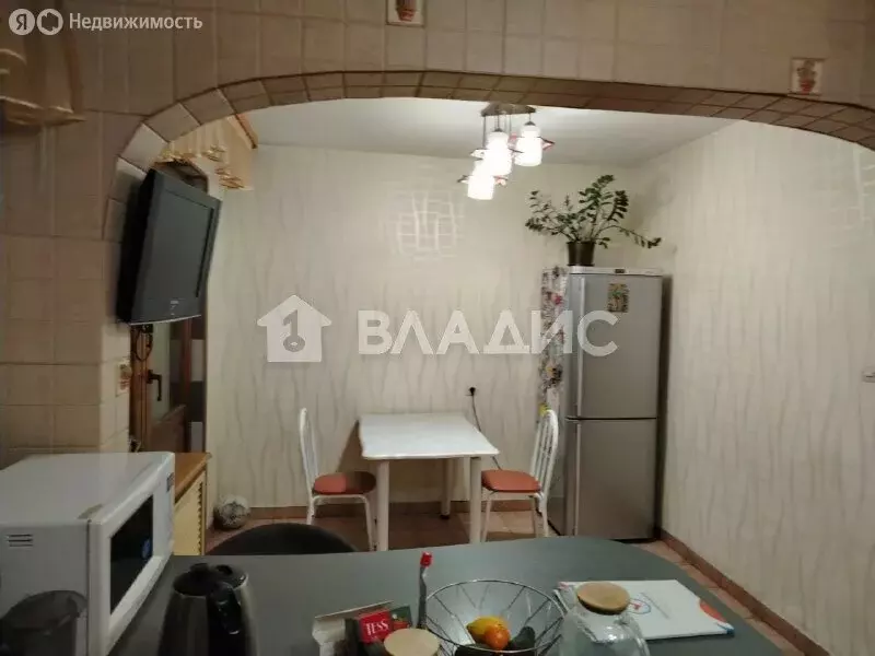 3-комнатная квартира: Ангарск, 17-й микрорайон, 4 (74.2 м) - Фото 2