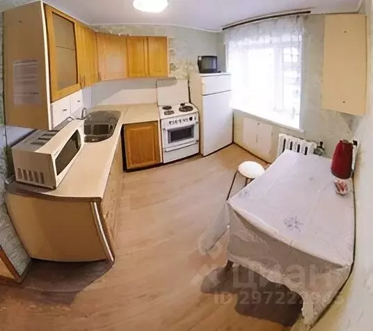 1-к кв. Тюменская область, Тюмень ул. 50 лет Октября, 47 (33.0 м) - Фото 0