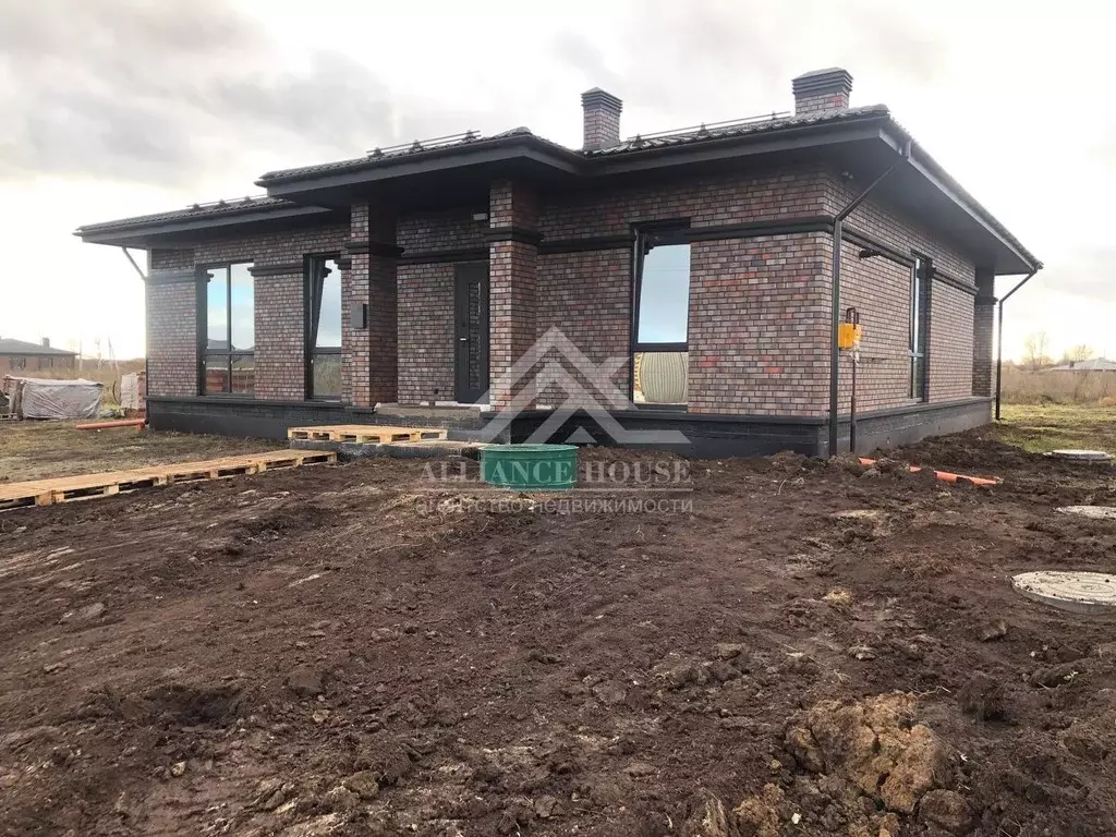 Дом в Татарстан, Лаишевский район, с. Сокуры ул. Гранитная, 4 (140 м) - Фото 1