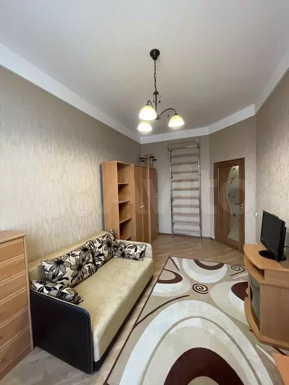 3-к. квартира, 100 м, 3/10 эт. - Фото 1