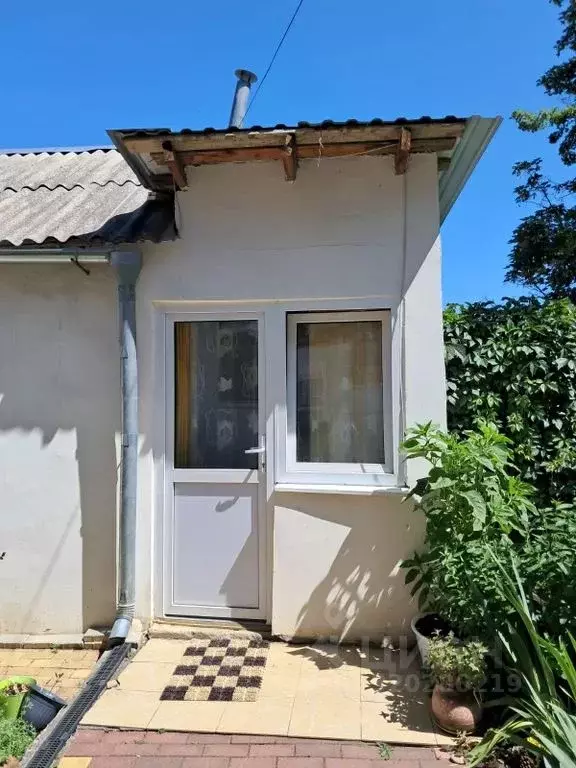 1-к кв. Ставропольский край, Кисловодск ул. Володарского, 4 (12.0 м) - Фото 0
