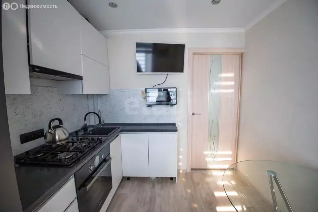 2-комнатная квартира: Альметьевск, улица Ленина, 49 (41.6 м) - Фото 2