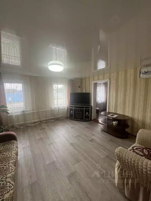 Дом в Омская область, Большеречье рп ул. Палтусова, 17 (54 м) - Фото 1