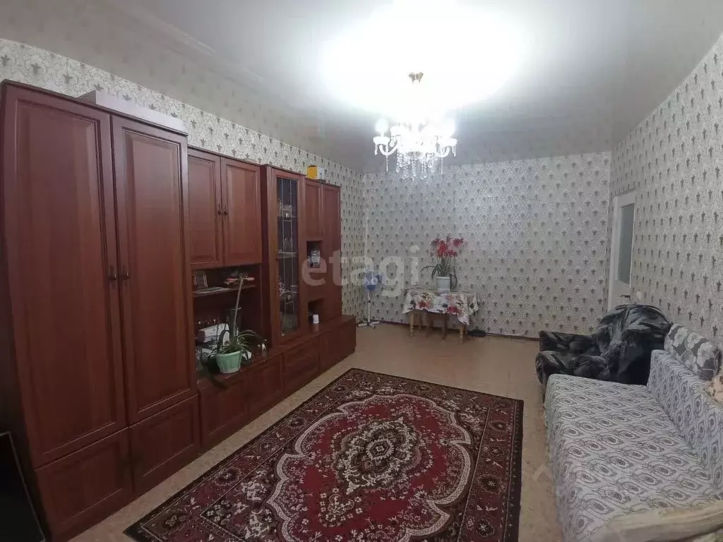 3-к кв. Саха (Якутия), Якутск ул. Якова Петерса, 4 (75.4 м) - Фото 0