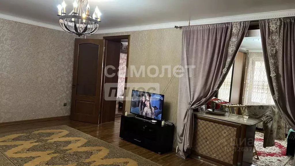 2-к кв. Дагестан, Махачкала ул. Магомеда Ярагского, 65 (75.0 м) - Фото 1