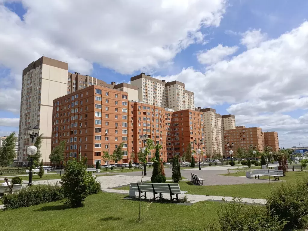 Продаётся 2-к квартира, 56.09 м - Фото 0