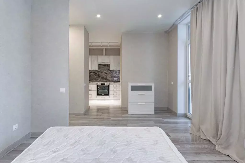 Студия Свердловская область, Екатеринбург ул. Чемпионов, 3 (29.2 м) - Фото 2